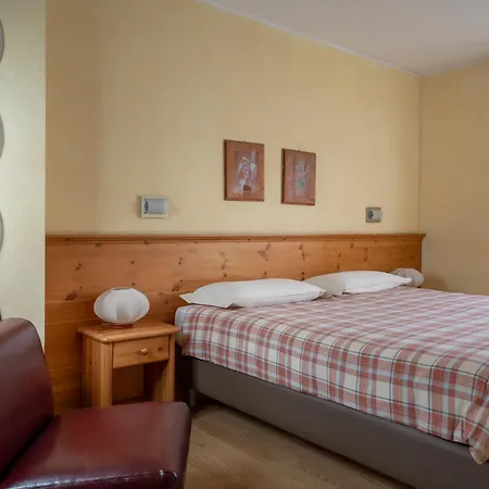 Aparthotel Stelle Di Neve