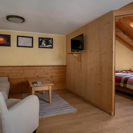 Stelle Di Neve Aparthotel 3*